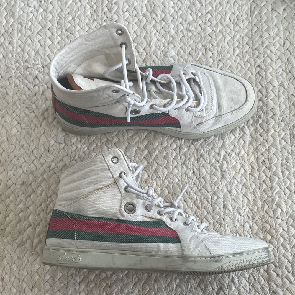 Gucci White High-Top Sneakers with Green and Red Stripe Sz:42